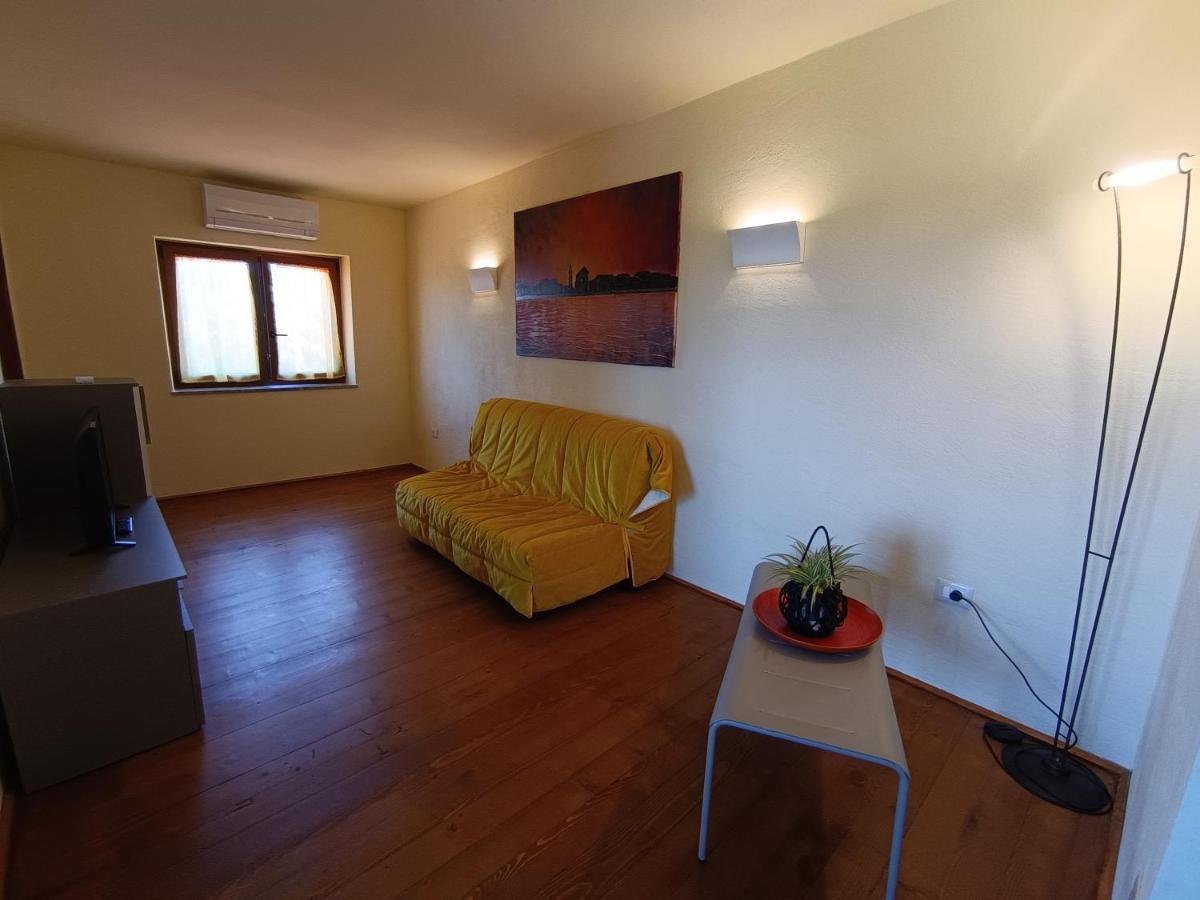 Moratto'S Apartments Umag Exterior foto